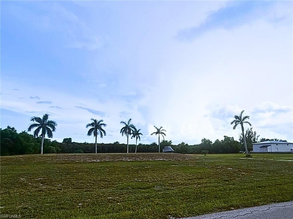 7655 Barrancas AVE, BOKEELIA, FL 33922 — photo 4
