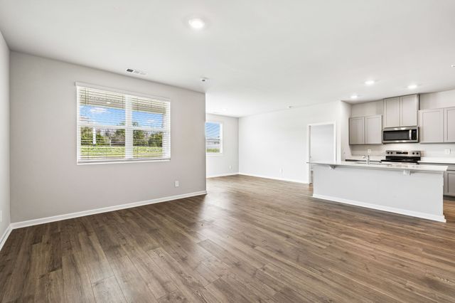 1707 Wren Way, Lebanon, TN 37087