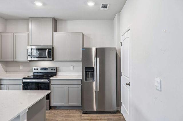 1707 Wren Way, Lebanon, TN 37087