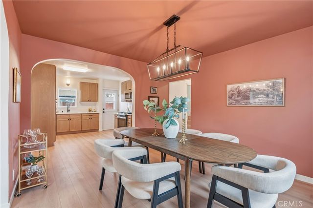 844 W 74th, Los Angeles, CA 90044