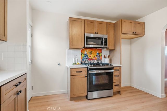 844 W 74th, Los Angeles, CA 90044