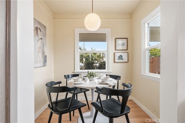 844 W 74th, Los Angeles, CA 90044