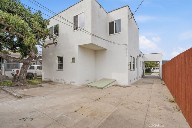 844 W 74th, Los Angeles, CA 90044
