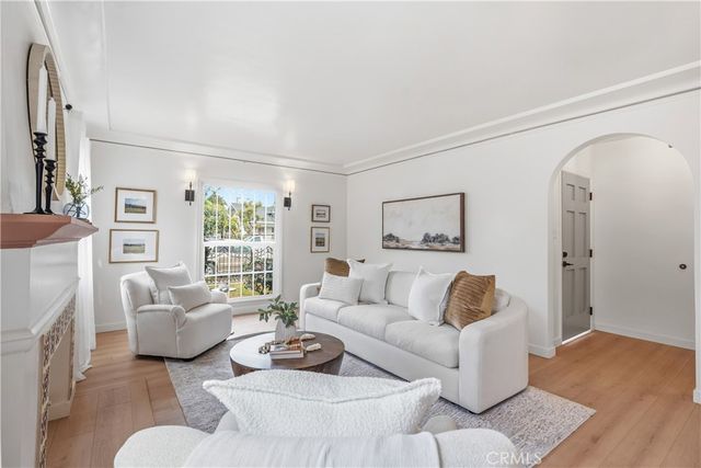 844 W 74th, Los Angeles, CA 90044