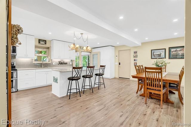 7493 S Sheridan Avenue, Durand, MI 48429
