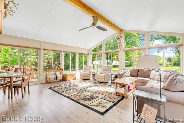 7493 S Sheridan Avenue, Durand, MI 48429