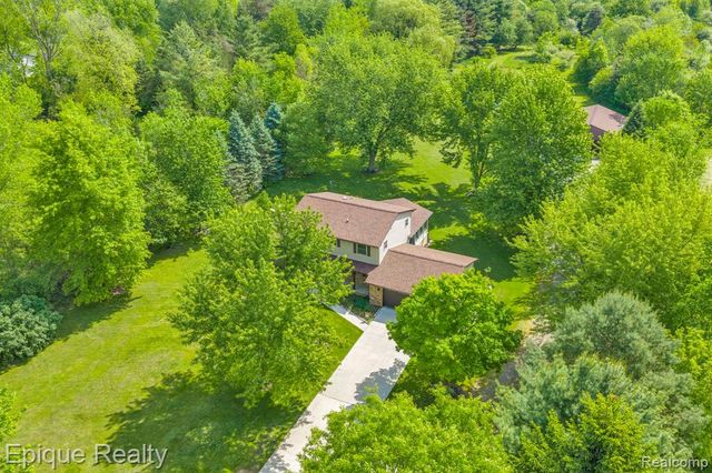 7493 S Sheridan Avenue, Durand, MI 48429