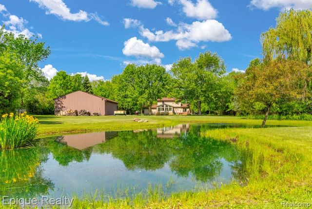 7493 S Sheridan Avenue, Durand, MI 48429