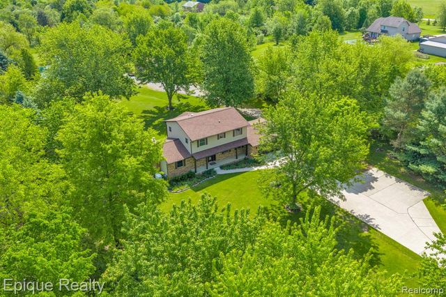 7493 S Sheridan Avenue, Durand, MI 48429
