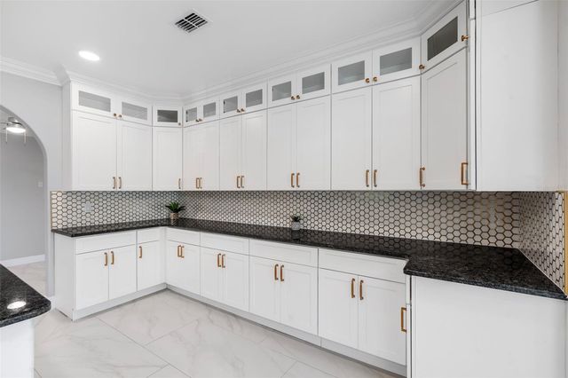 1213 NELA AVENUE, Orlando, FL 32809