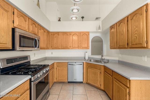 3780 W Mesa Ridge Trail, Tucson, AZ 85742