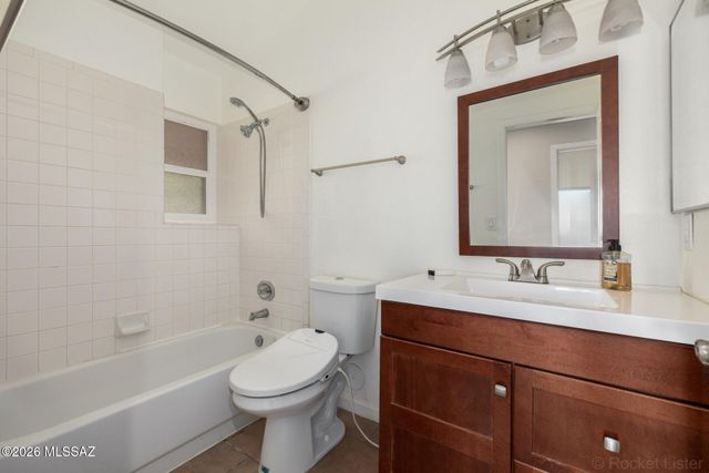 3780 W Mesa Ridge Trail, Tucson, AZ 85742