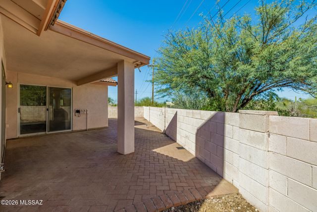 3780 W Mesa Ridge Trail, Tucson, AZ 85742