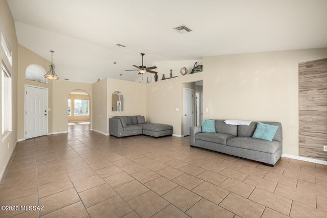 3780 W Mesa Ridge Trail, Tucson, AZ 85742