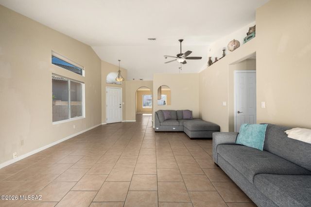 3780 W Mesa Ridge Trail, Tucson, AZ 85742