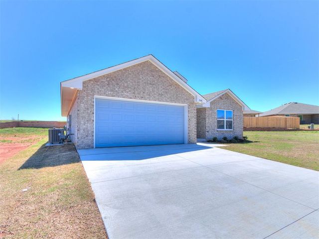2040 Brush Creek Way, Newcastle, OK 73065