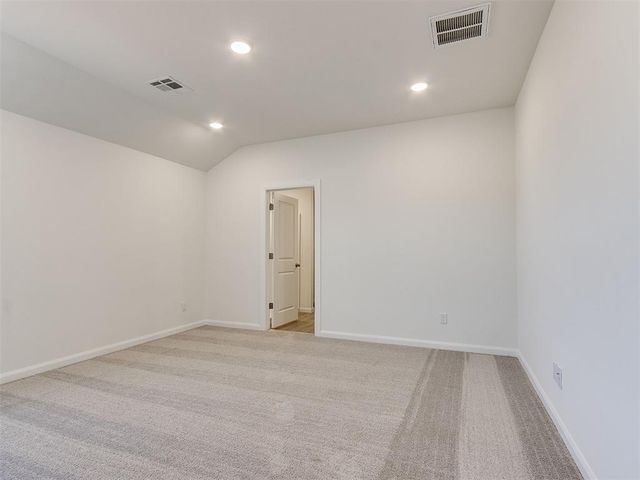 2040 Brush Creek Way, Newcastle, OK 73065