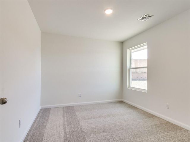 2040 Brush Creek Way, Newcastle, OK 73065
