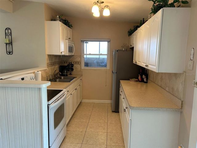 123 POINSETTIA CIRCLE NE, Port Charlotte, FL 33952