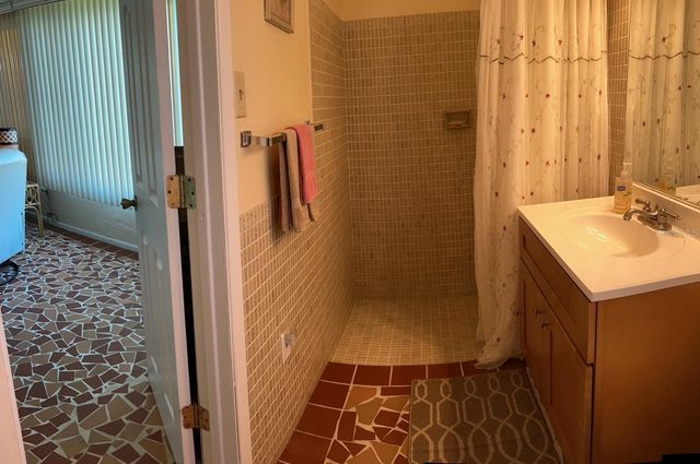 123 POINSETTIA CIRCLE NE, Port Charlotte, FL 33952