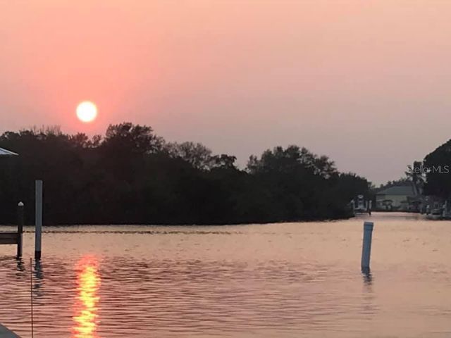 123 POINSETTIA CIRCLE NE, Port Charlotte, FL 33952