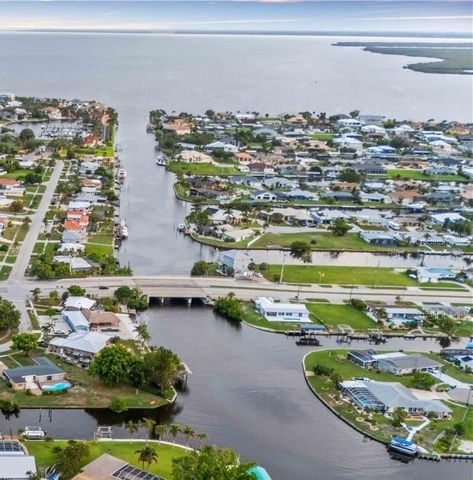 123 POINSETTIA CIRCLE NE, Port Charlotte, FL 33952