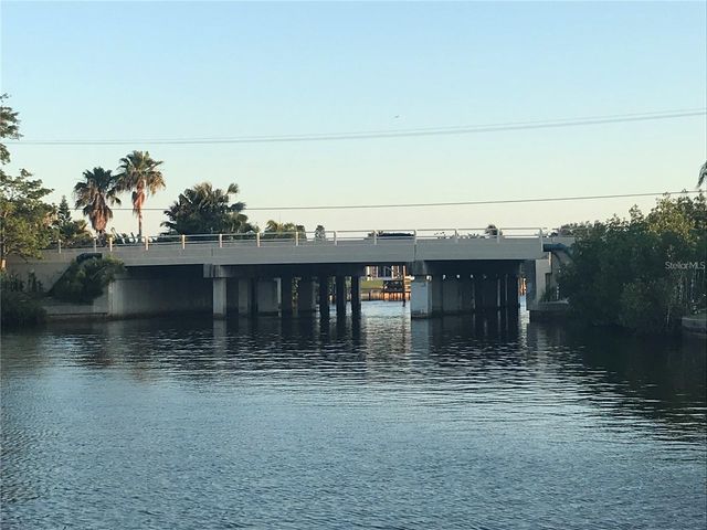 123 POINSETTIA CIRCLE NE, Port Charlotte, FL 33952
