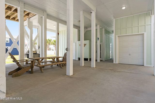 29 E First Street, Ocean Isle Beach, NC 28469