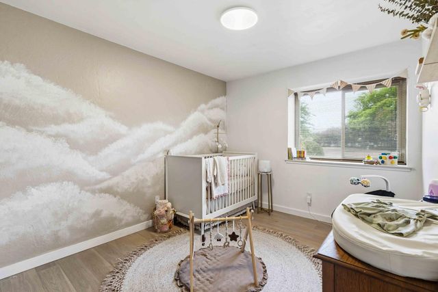 7242 Arutas Dr, North Highlands, CA 95660
