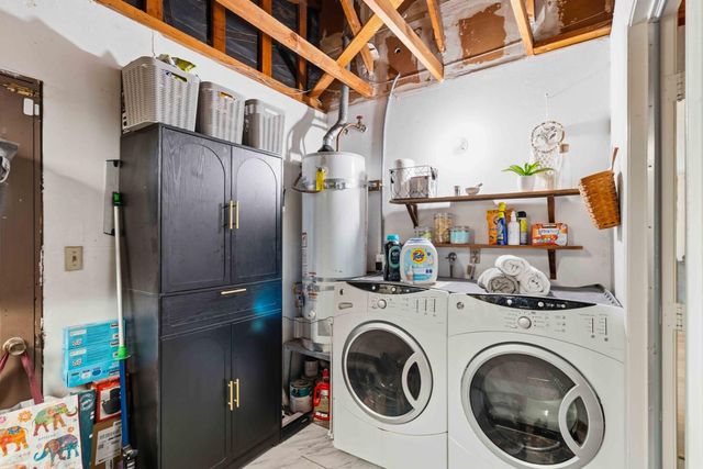 7242 Arutas Dr, North Highlands, CA 95660