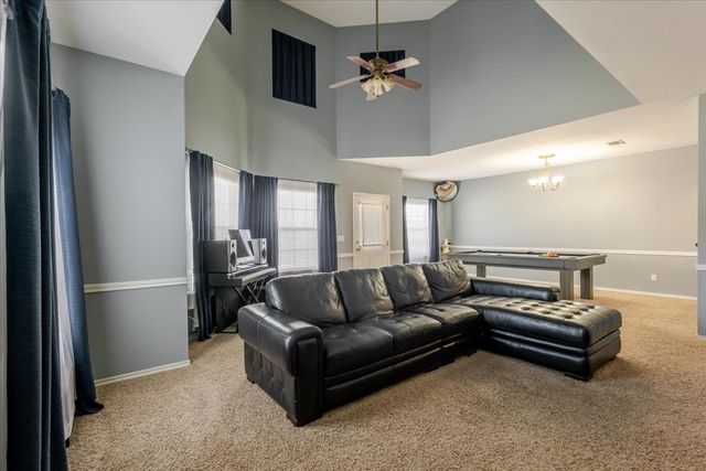 517 NE 1st Street, Mineral Wells, TX 76067