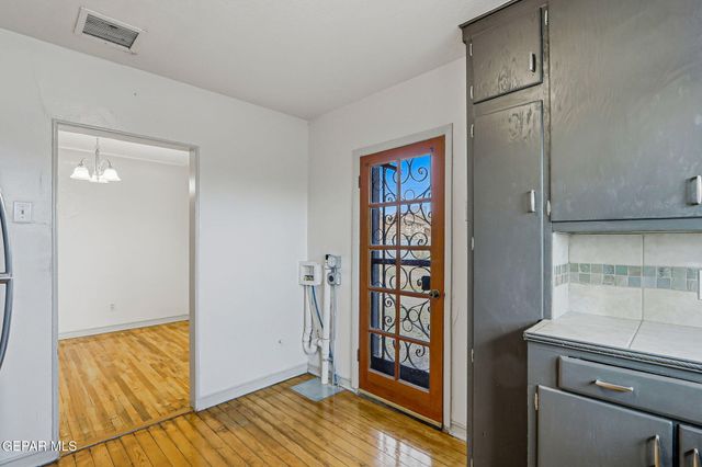 7921 Lirio Road A, El Paso, TX 79915