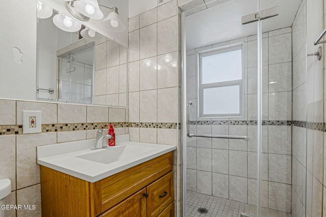 7921 Lirio Road A, El Paso, TX 79915