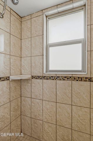 7921 Lirio Road A, El Paso, TX 79915