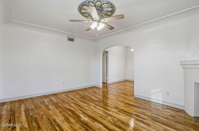 7921 Lirio Road A, El Paso, TX 79915