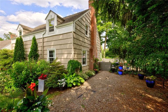 292 Chelmsford Road, Brighton, NY 14618