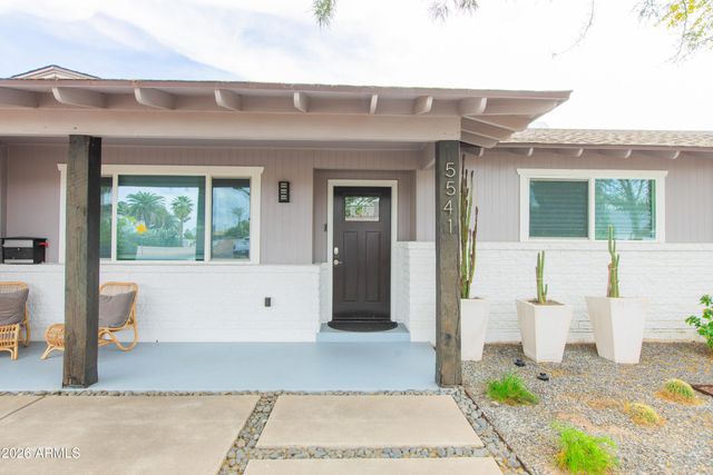 5541 E CHEERY LYNN Road, Phoenix, AZ 85018