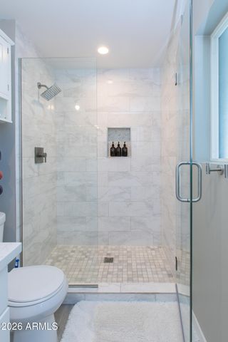 5541 E CHEERY LYNN Road, Phoenix, AZ 85018