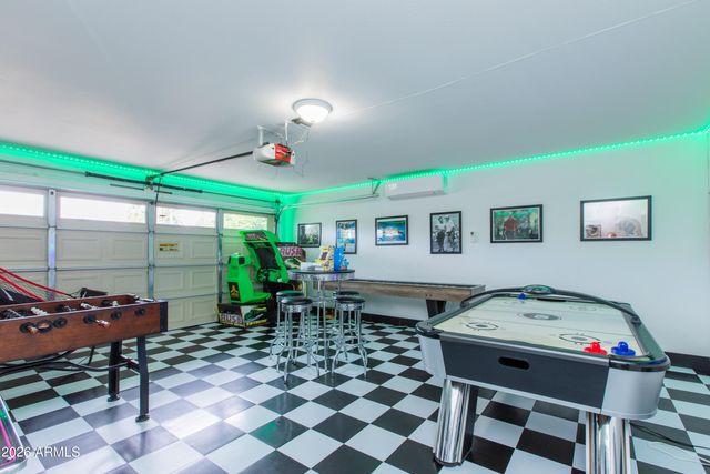 5541 E CHEERY LYNN Road, Phoenix, AZ 85018