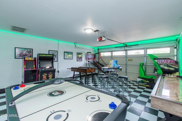 5541 E CHEERY LYNN Road, Phoenix, AZ 85018