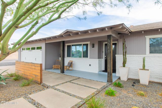 5541 E CHEERY LYNN Road, Phoenix, AZ 85018