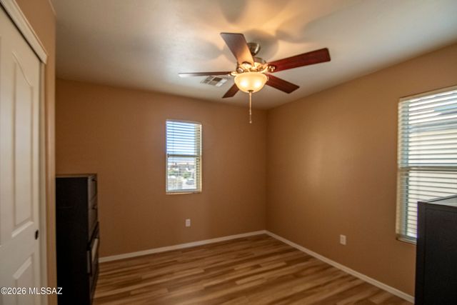 930 S Vista Overlook Drive, Tucson, AZ 85710