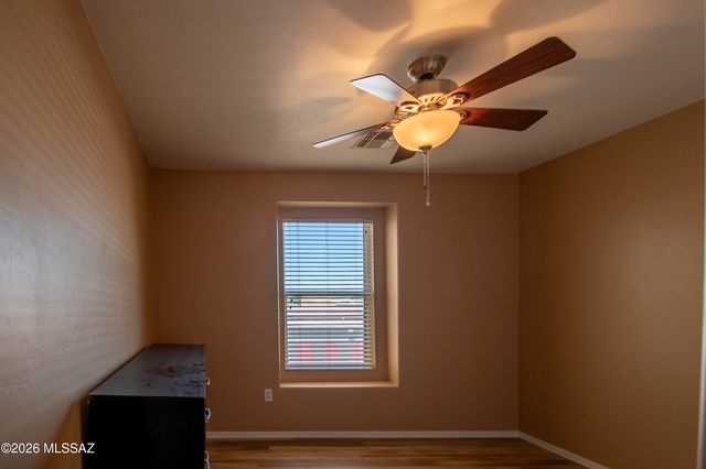 930 S Vista Overlook Drive, Tucson, AZ 85710