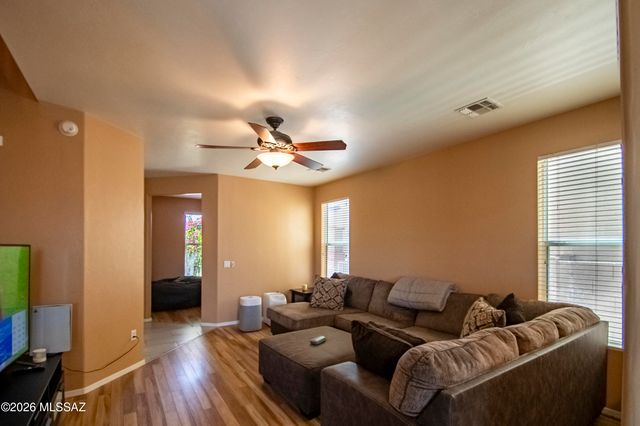 930 S Vista Overlook Drive, Tucson, AZ 85710
