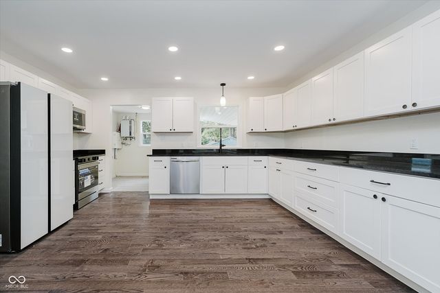 7830 Dean Road, Indianapolis, IN 46240