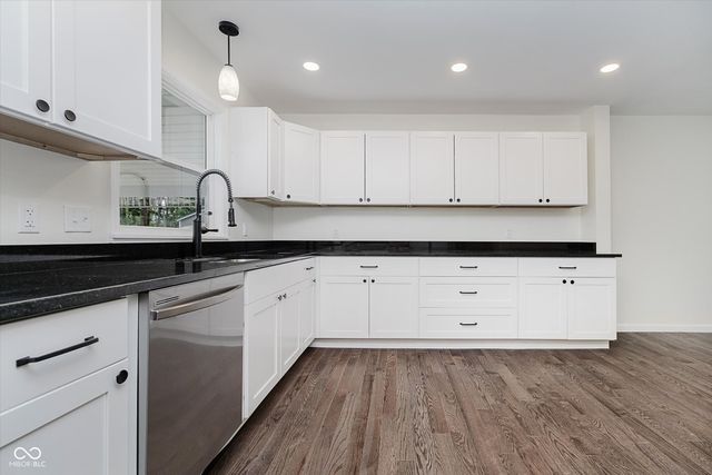 7830 Dean Road, Indianapolis, IN 46240