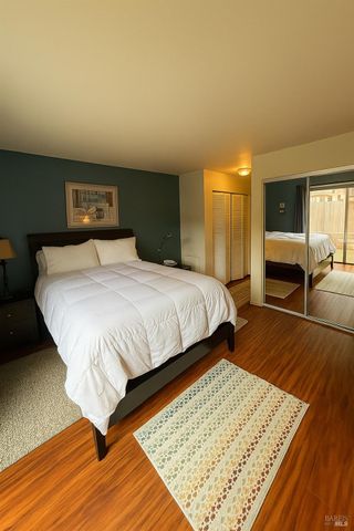 110 La Mancha Way, Sonoma, CA 95476