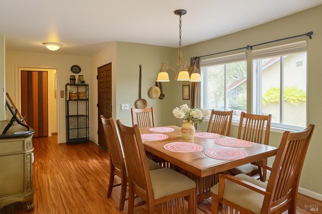 110 La Mancha Way, Sonoma, CA 95476