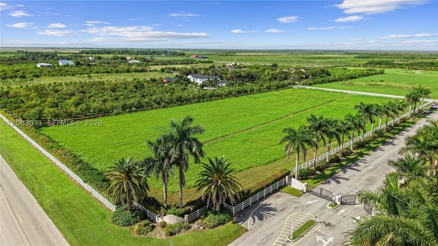 35251 SW 218th Ave, Homestead, FL 33034