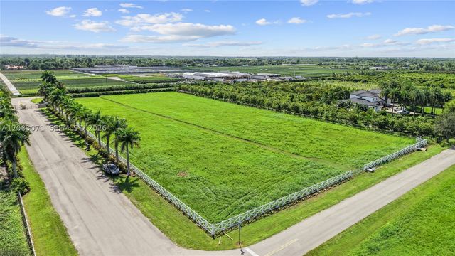 35251 SW 218th Ave, Homestead, FL 33034